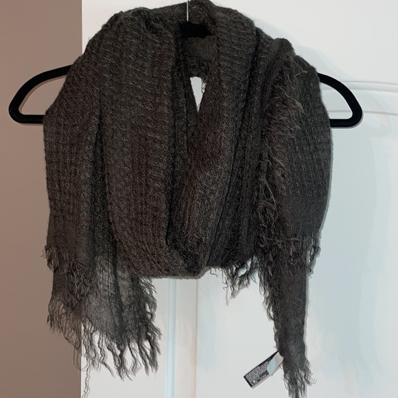 Scarf Bundle - Picture 7 of 7